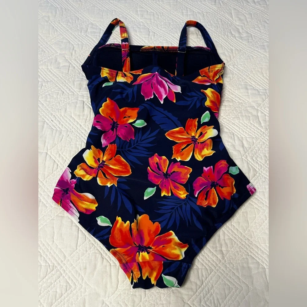 Lands' End Women’s Tropical Floral Shirred Full Coverage One Piece Swimsuit  XS